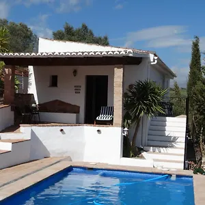 Cortijo Loma Leon Couette-café Cutar