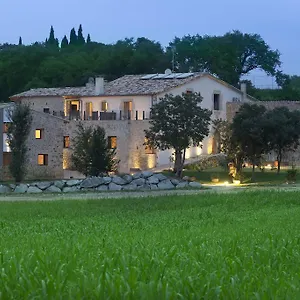 Clotas Masia Bed & Breakfast